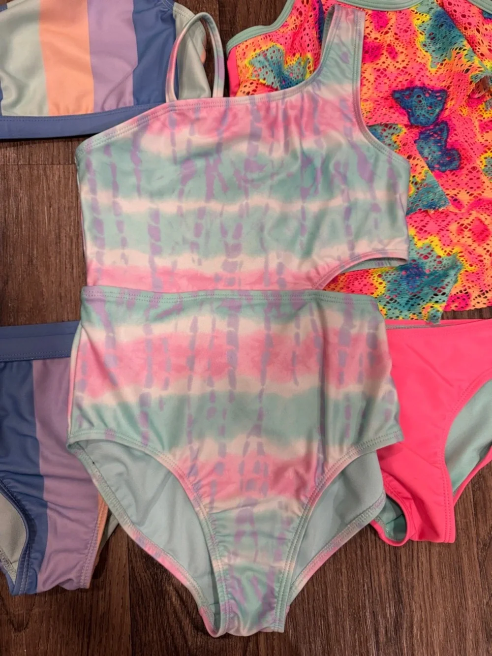 Lot of 3 Size 7/8 Swimsuits Pastel Tie-Dye, Mint & Neon Pink Girls Swim Tops